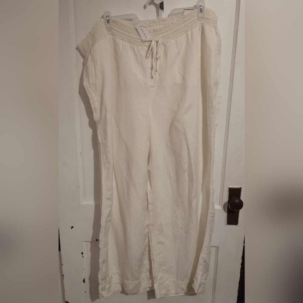 NWT Lane Bryant 26/28 Wide Leg Cream Linen Pants